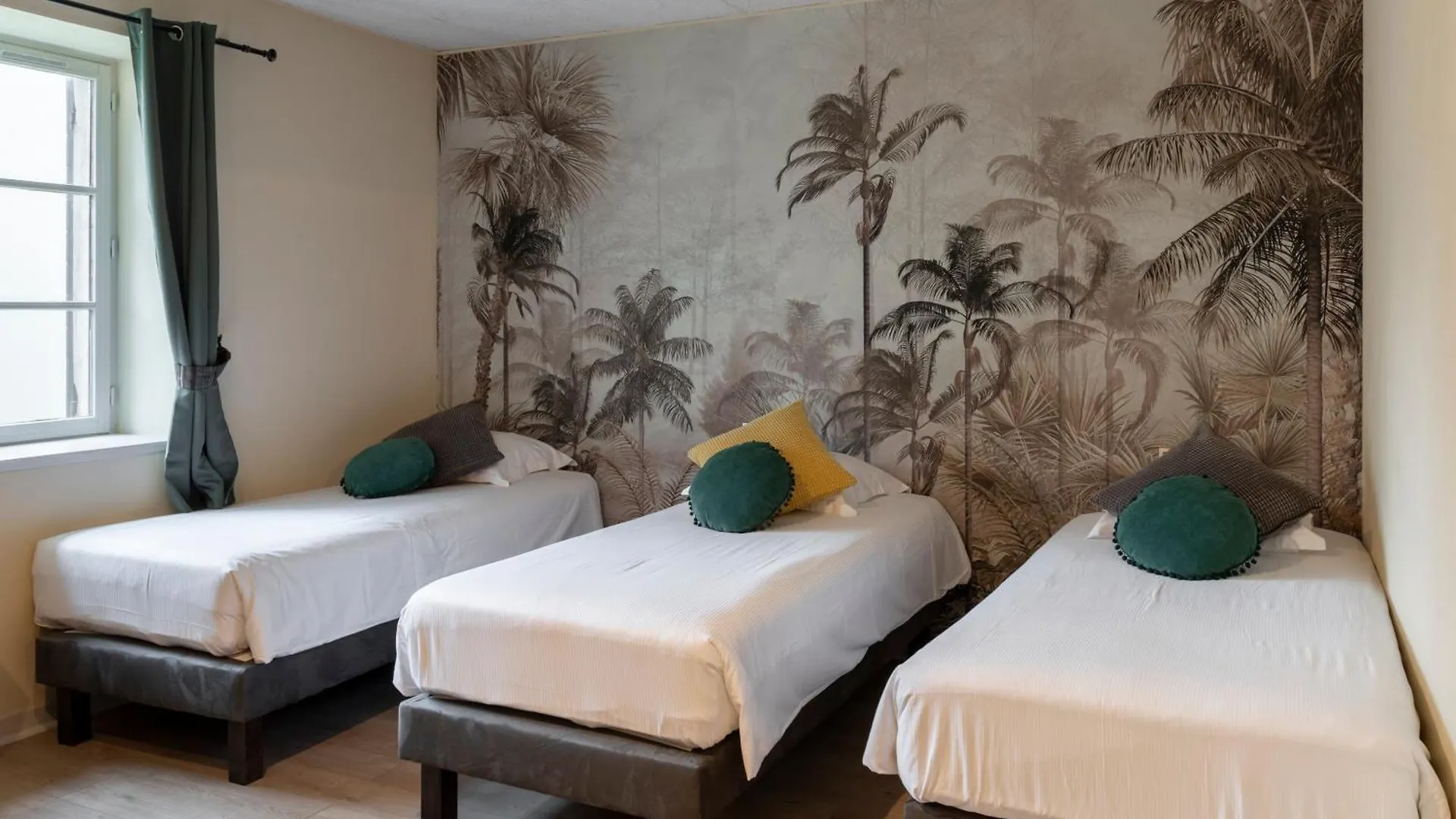 Hotel Logis Hotel-Restaurant Saint Romain Anse