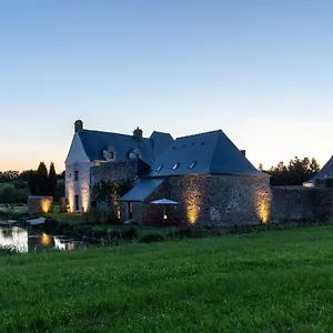 https://manoir-du-guern.inbrittany.com