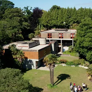 https://auberge-de-jeunesse-du-moulin-blanc.inbrittany.com